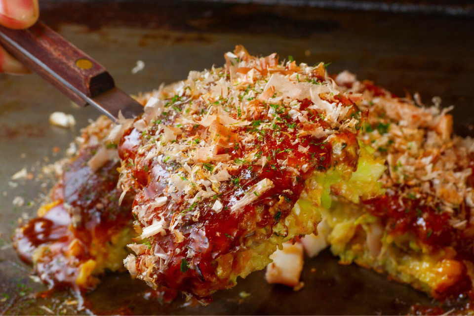 味乃家 本店のお好み焼き