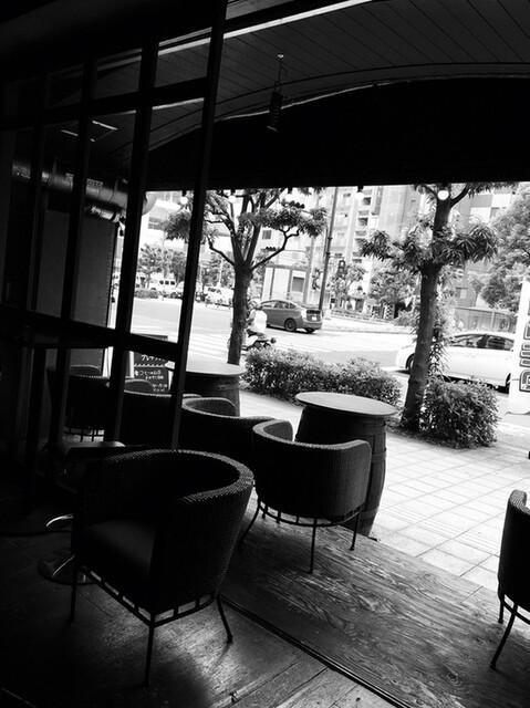 Bar Little Long Beachの店内
