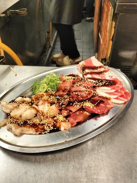 焼肉 ホルモン 坂上 裏なんばの料理写真